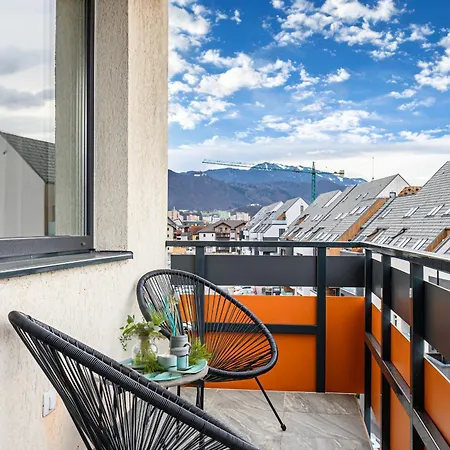 Koa - Twin Tower Апартаменты *