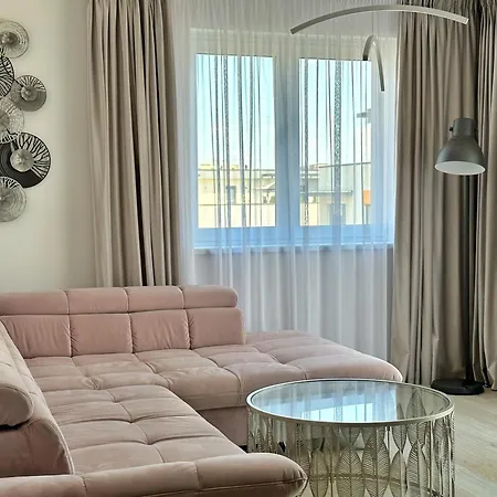 Koa - Twin Tower Брашов