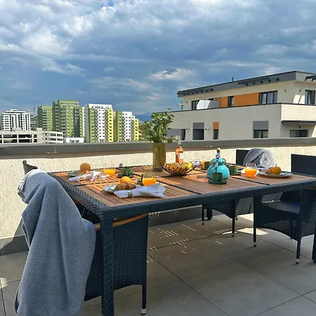 Koa - Twin Tower Апартаменты