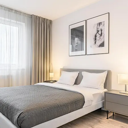 Koa - Twin Tower Apartment