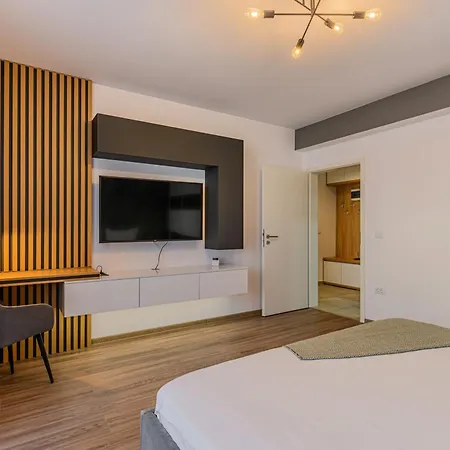 Koa - Twin Tower Brasov