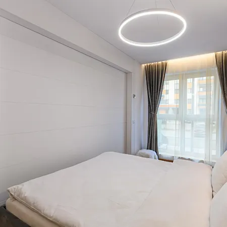 Koa - Twin Tower Апартаменты