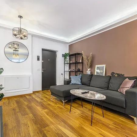 Koa - Twin Tower Apartment