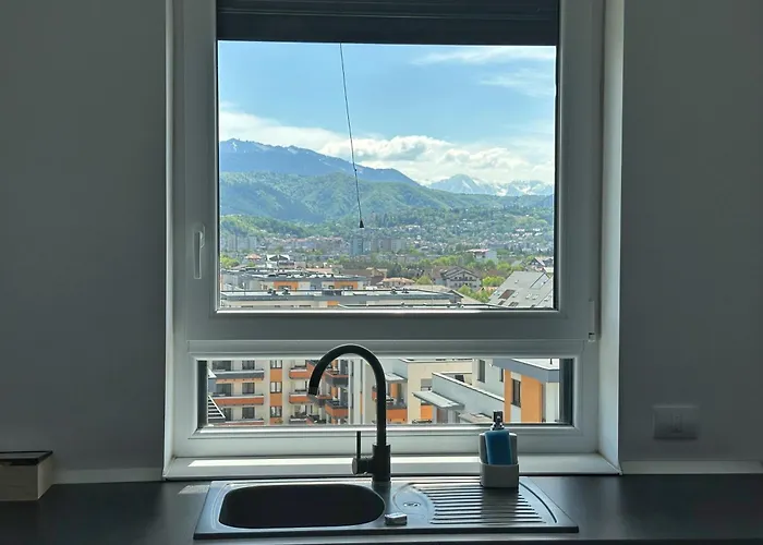 Koa - Twin Tower Apartment